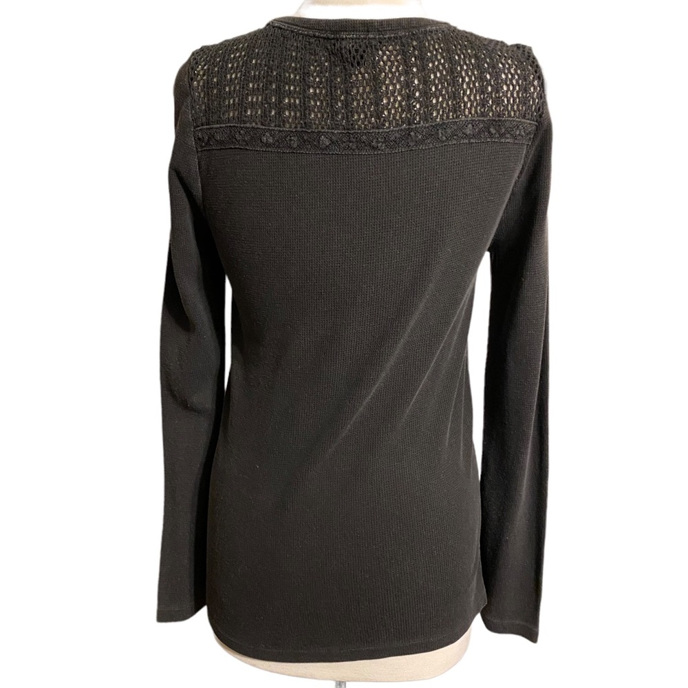 Lucky Brand Washed Black Thermal Crochet Top - Picture 4 of 4
